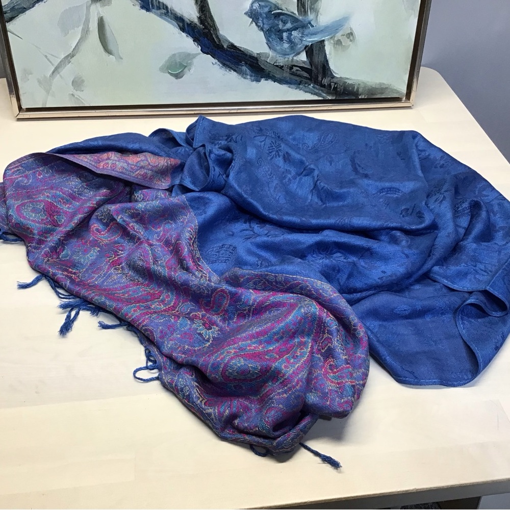 Women’s Cashmere scarf From Jerusalem Blue Pink GoldTones Beautiful 27’X68’